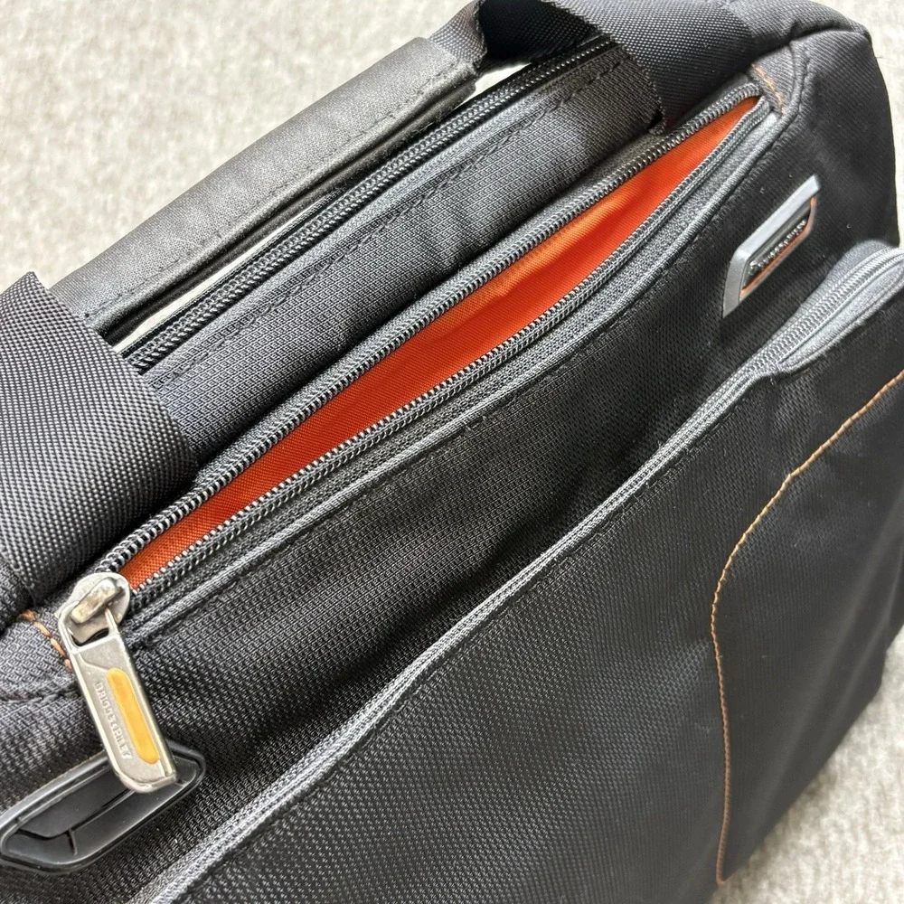 Briggs & Riley Verb Speedy Mini Laptop Bag Travel Briefcase School Black VB401-4